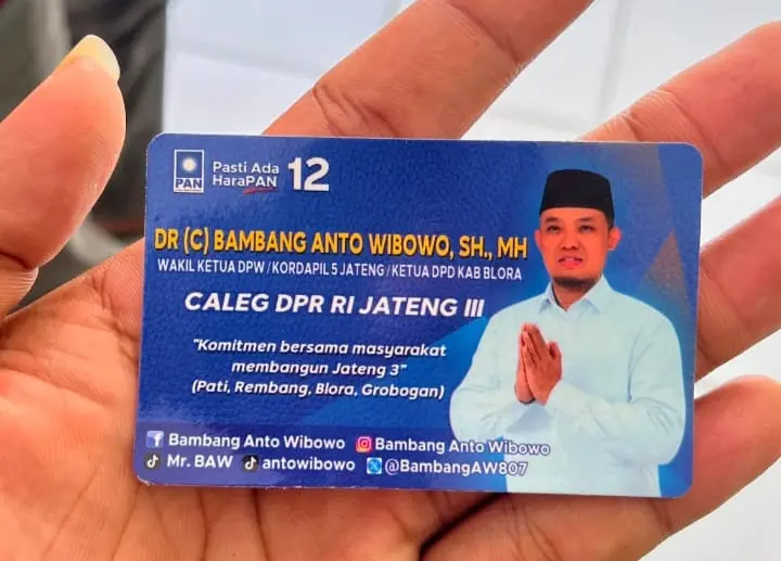 Warga Blora Terima Beras Berlogo Kemenko Pangan dan Kartu Bergambar Caleg PAN, Bawaslu Buka Suara