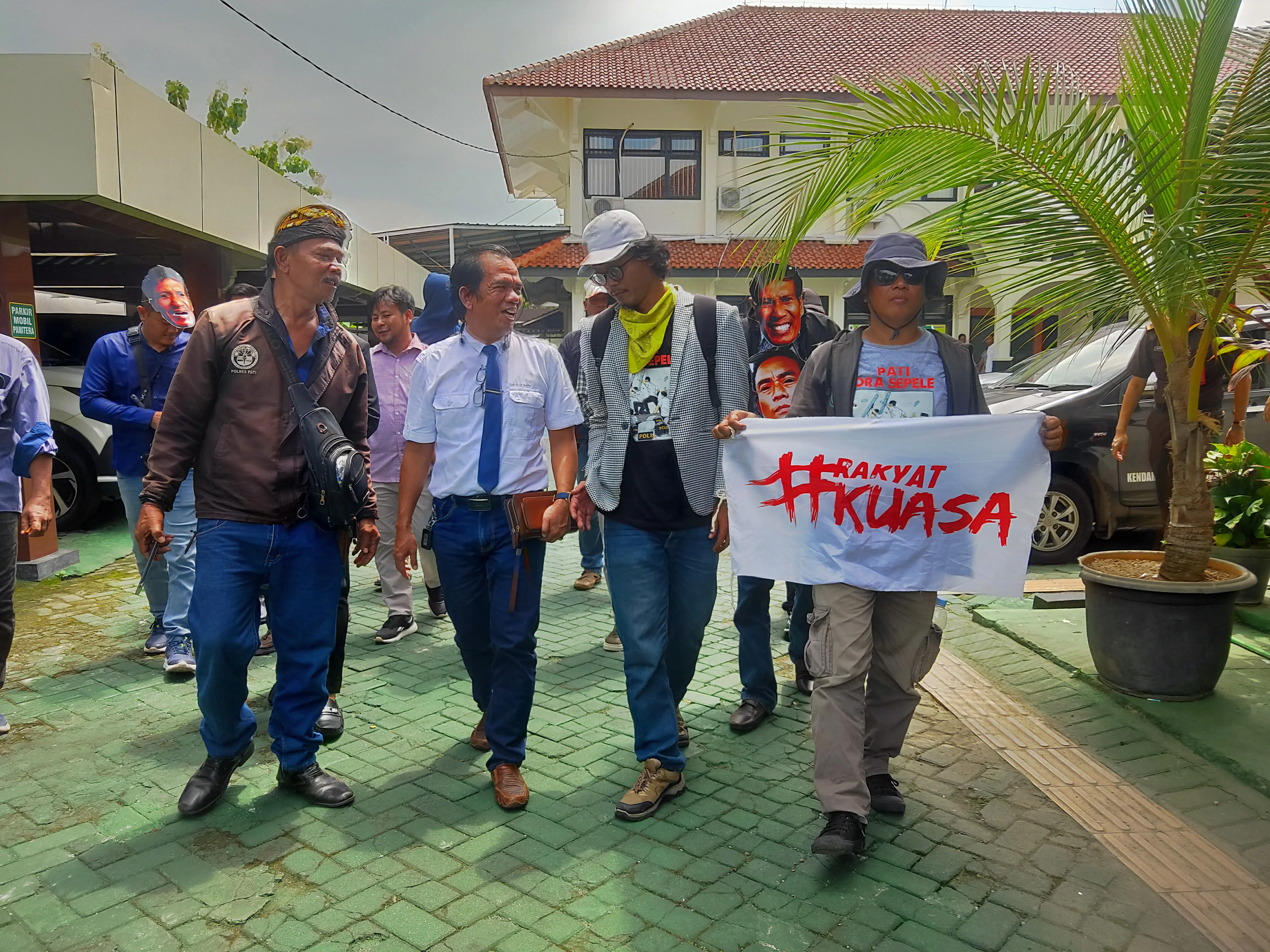 AMPB Menggalang Massa untuk Demo ke Senayan