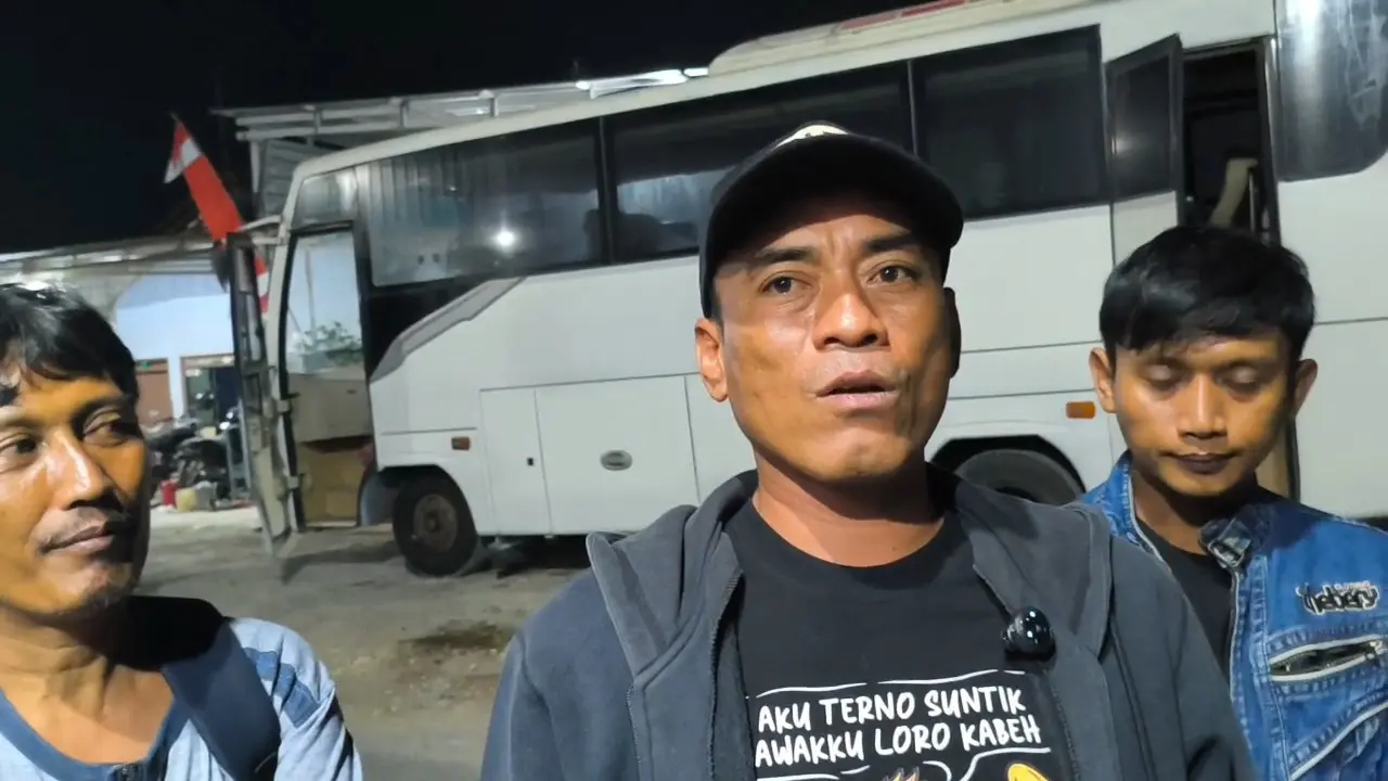 Uang Pribadi di Rekening Kena Blokir, Botok Sebut Pemerintah Takut