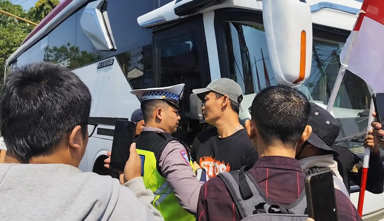 Mau Demo ke Jakarta, Armada AMPB Dihambat Polisi di Alun-Alun