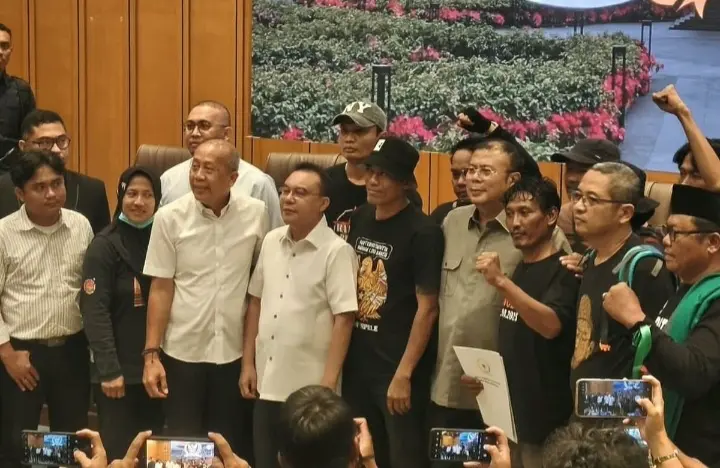 Botok Cs Hadapi DPR, Desak Pimpinan Dewan Mundur Jika RUU Perampasan Aset Tak Kunjung Disahkan