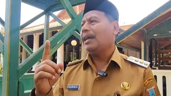 Bupati Rembang Dituding Hindari Audiensi Soal Skandal Anggaran