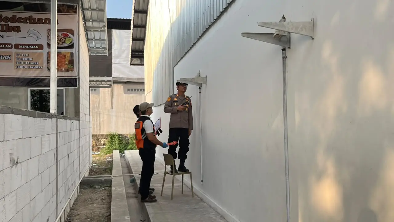 Dua Blower AC Klinik KDKMP Loram Wetan Hilang Dicuri, Pelaku Terekam Pakai Mobil Hitam
