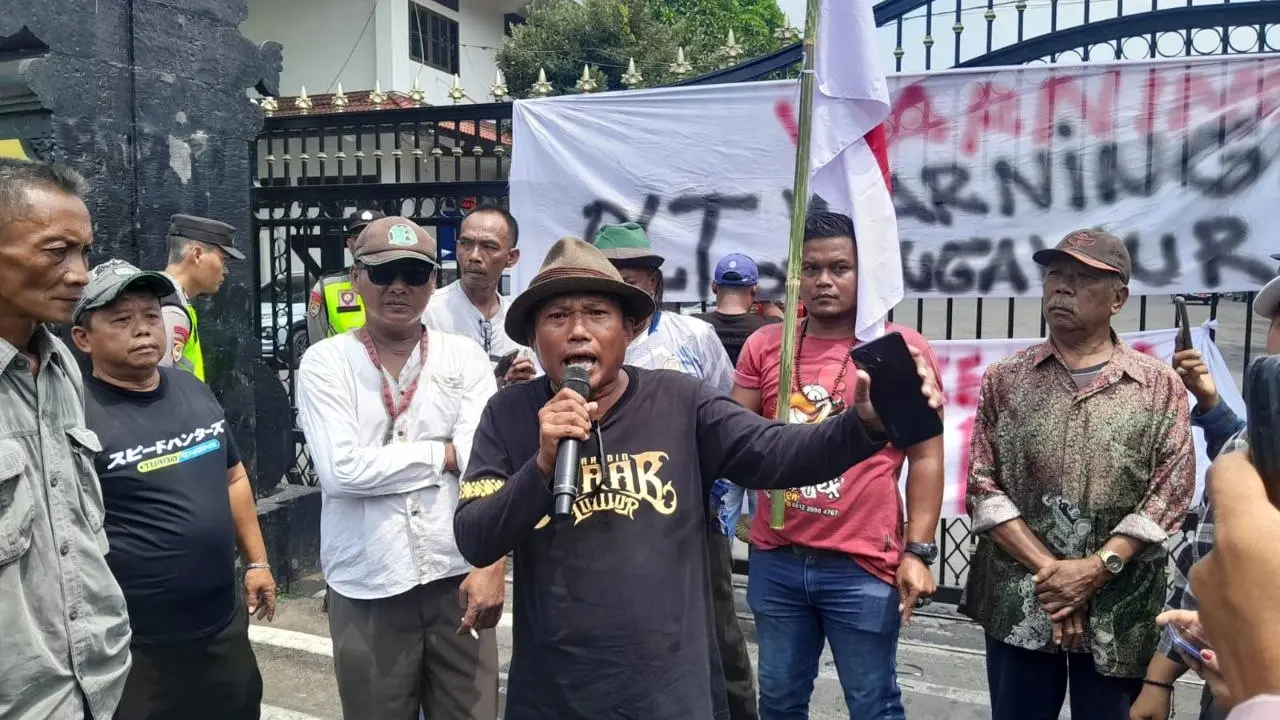 Didemo Warga Sendiri, Plt Bupati Pati Janji Pasang Foto Wajah Sudewo di Kantor-kantor
